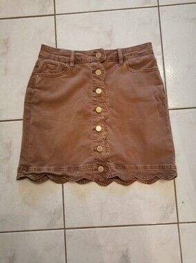 Scalloped Hem Button-Front Mini Skort in Brown